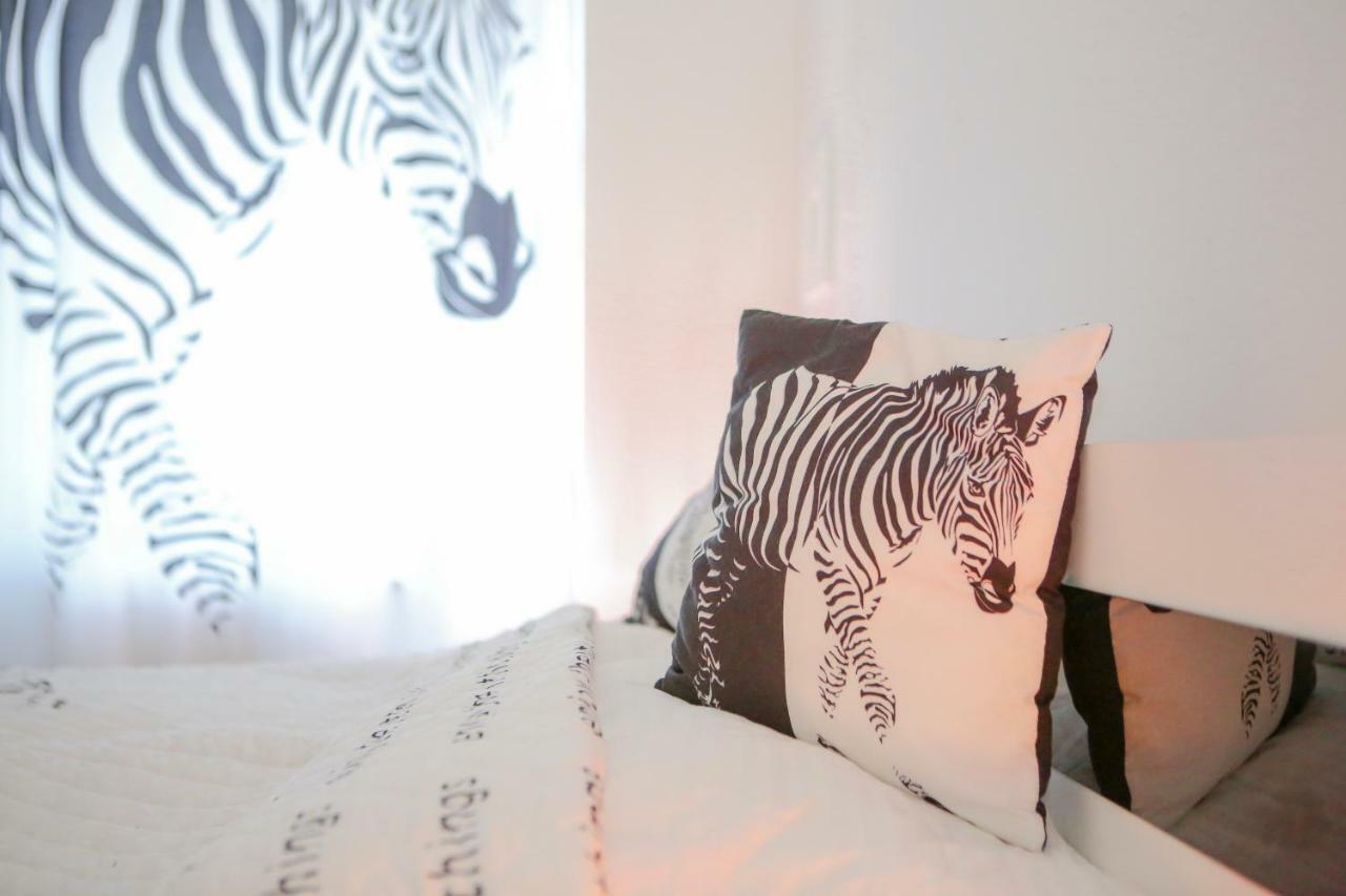 Stylish Apartment A Few Steps From Metro Prague Extérieur photo